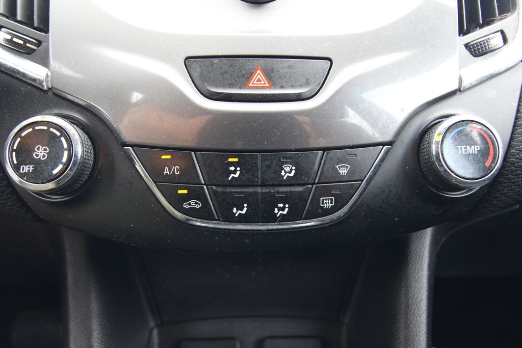 Used 2017 Chevrolet Cruze Sedan