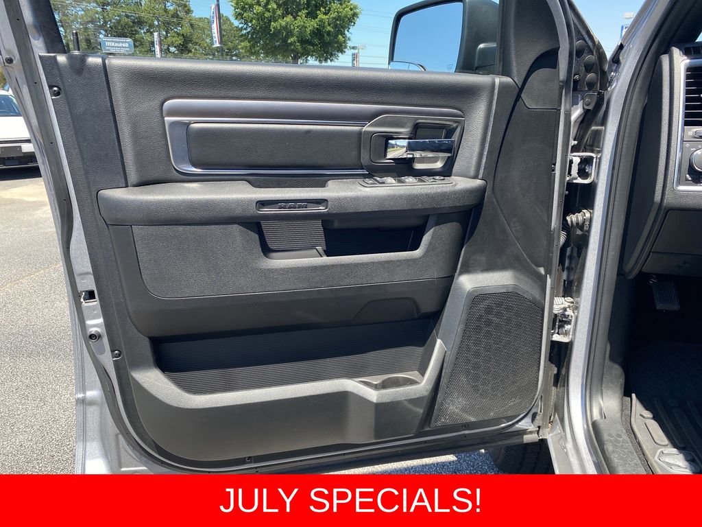 Used 2022 Ram 1500 Classic Truck
