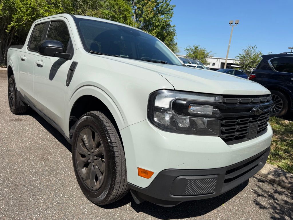 View vehicle photo 2