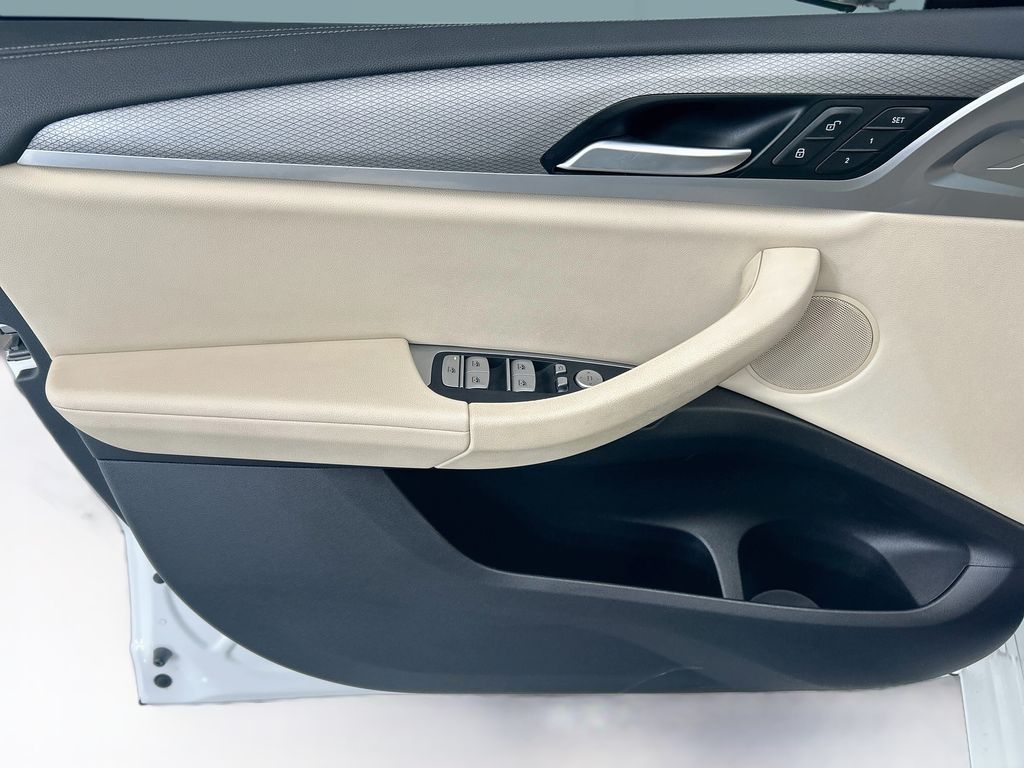 Thumbnail: 2020 BMW X3 - 23