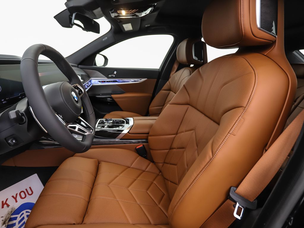 Thumbnail: 2026 BMW 7 Series - 11