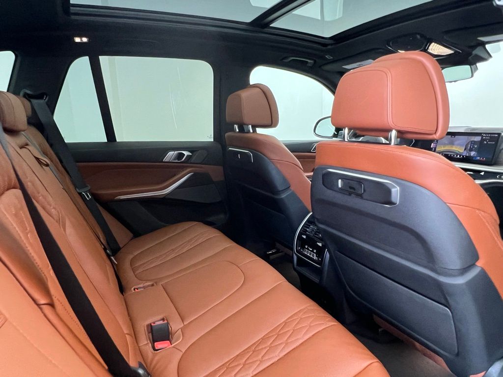 Thumbnail: 2024 BMW X5 - 9