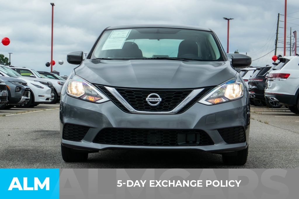 2019 Nissan Sentra S photo 3