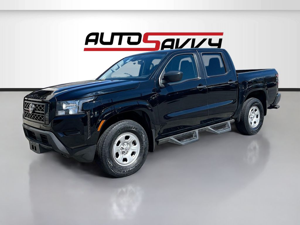 Used 2023 Black Nissan S image 3
