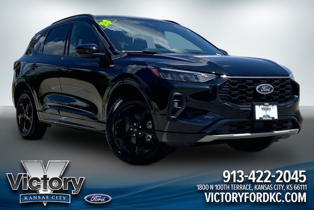 2023 Ford Escape Hybrid ST-Line Select