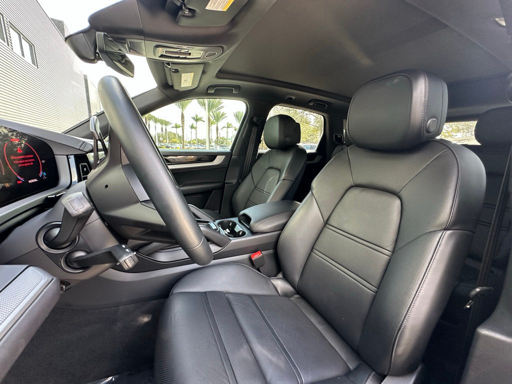 Thumbnail: 2024 Porsche Cayenne - 5