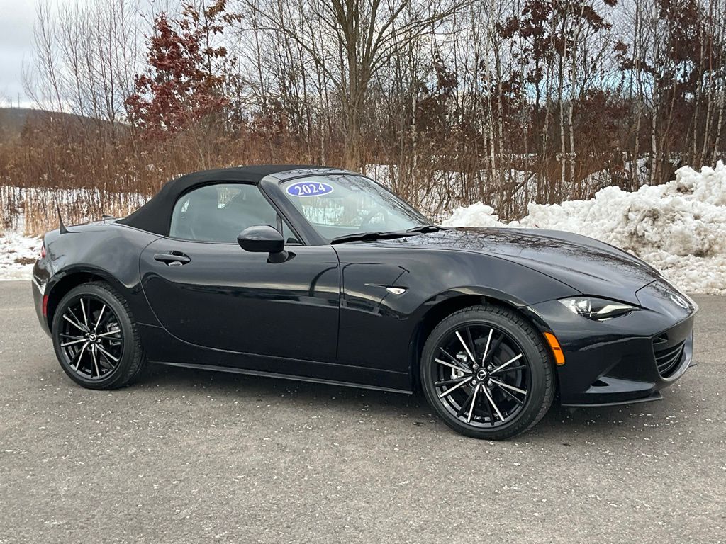 2024 Mazda MX-5 Miata Grand Touring RWD