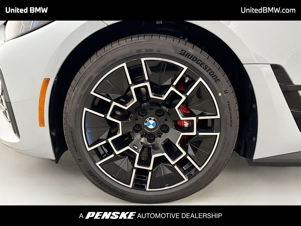 Thumbnail: 2026 BMW i4 - 2