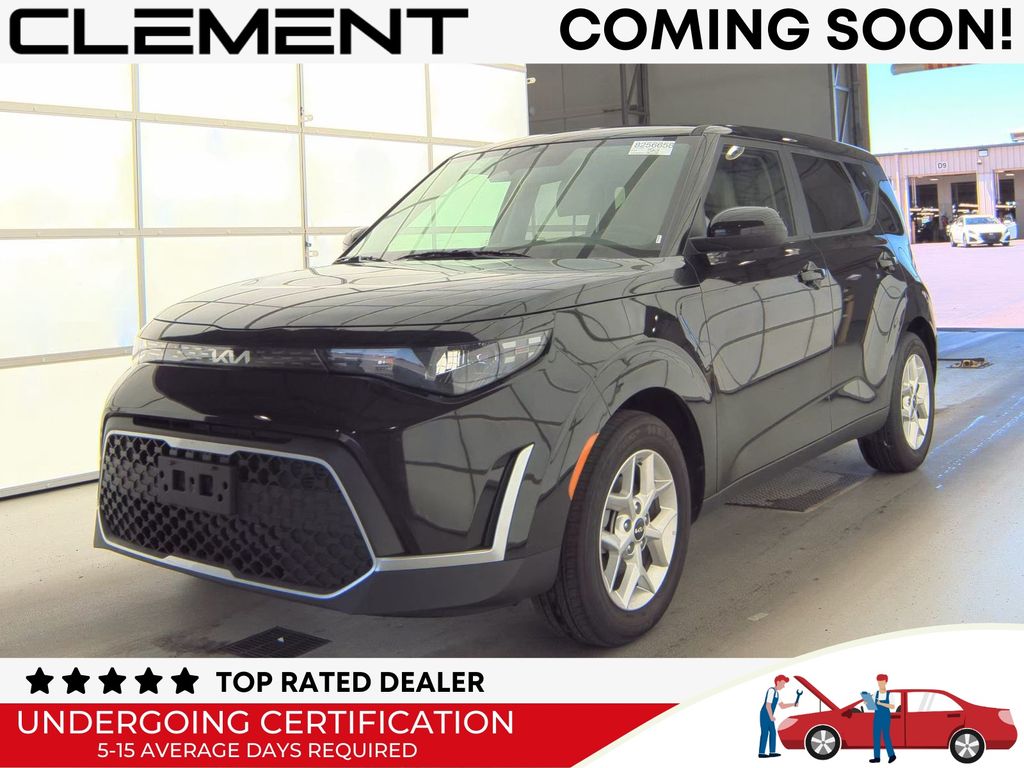 Black 2025 Kia Soul SUV / Crossover Front-Wheel Drive Continuously Variable Transmission