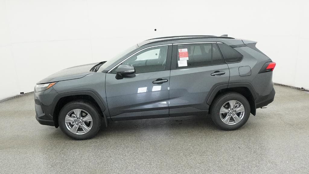 Thumbnail: 2025 Toyota RAV4 - 15