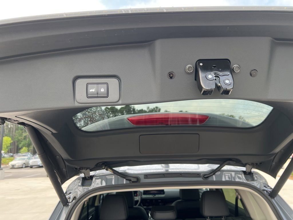 2025 Boulder Gray Pearl Nissan Rogue Platinum FWD SUV