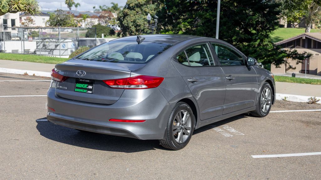 Used 2017 Hyundai Elantra SE 4D Sedan
