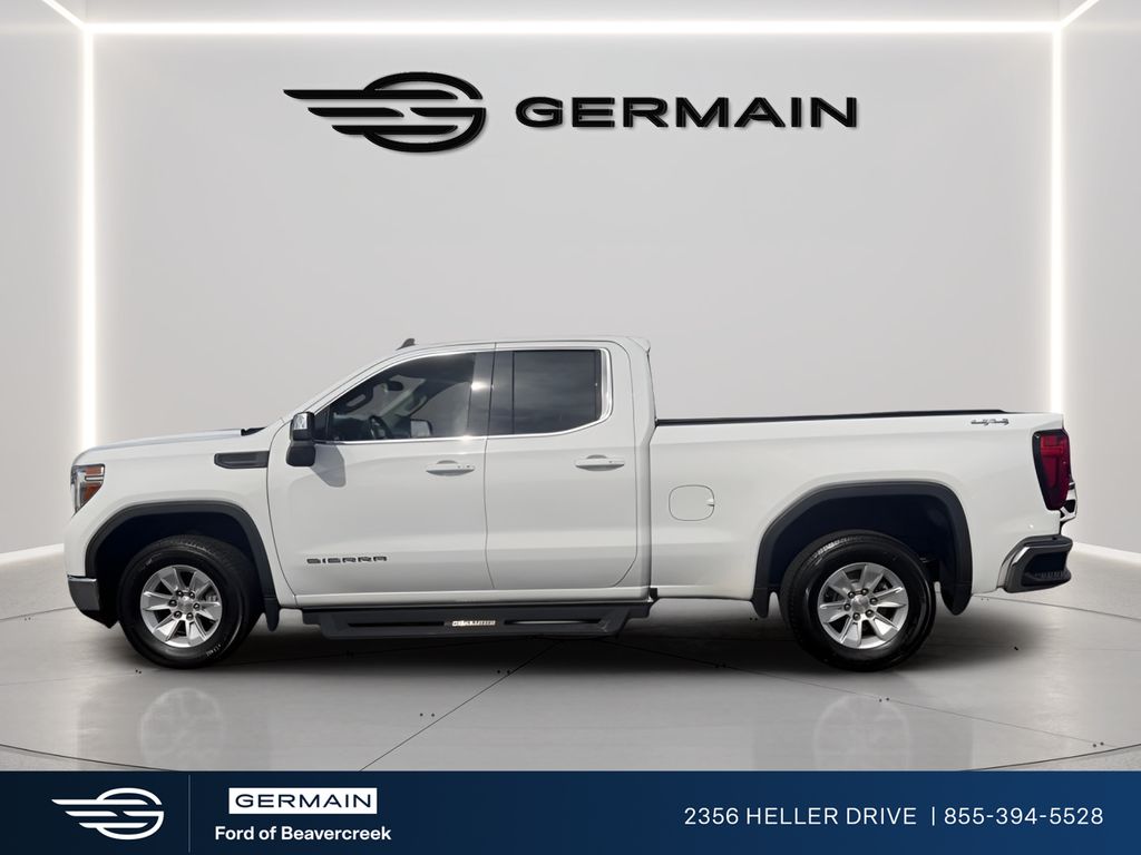 Used 2021 White GMC SLE image 5