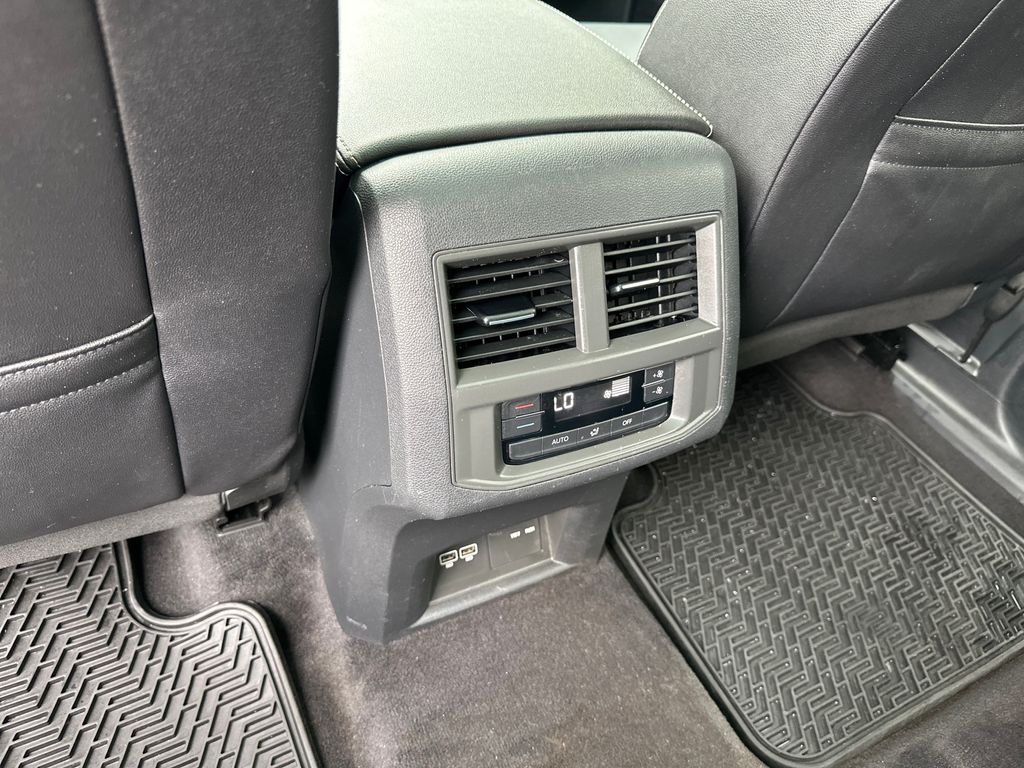 Used Car 2021 Volkswagen Atlas  3.6l V6 Se W/technology For Sale Under $25,000 In Austin, Texas