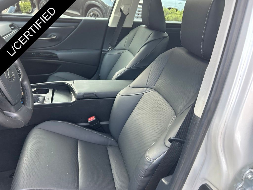 Certified Used 2024 White Lexus 300h image 15