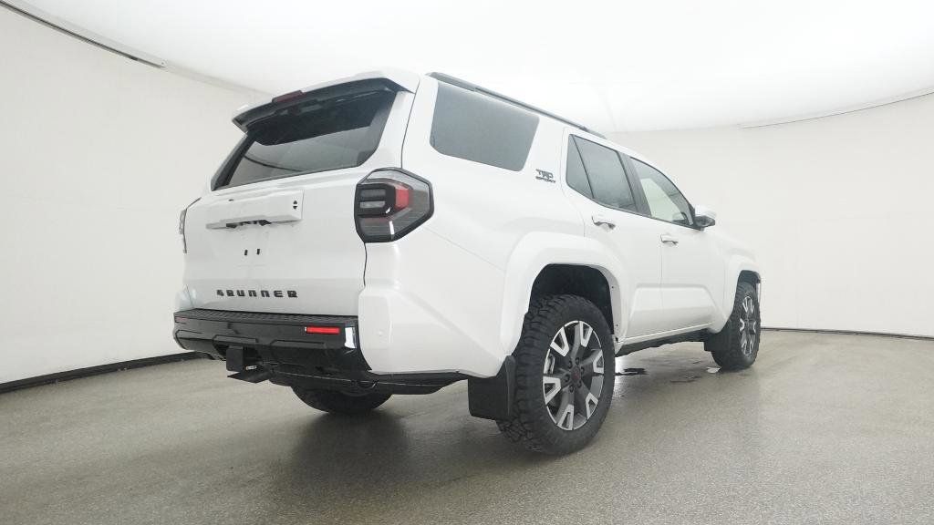 Thumbnail: 2025 Toyota 4Runner - 25