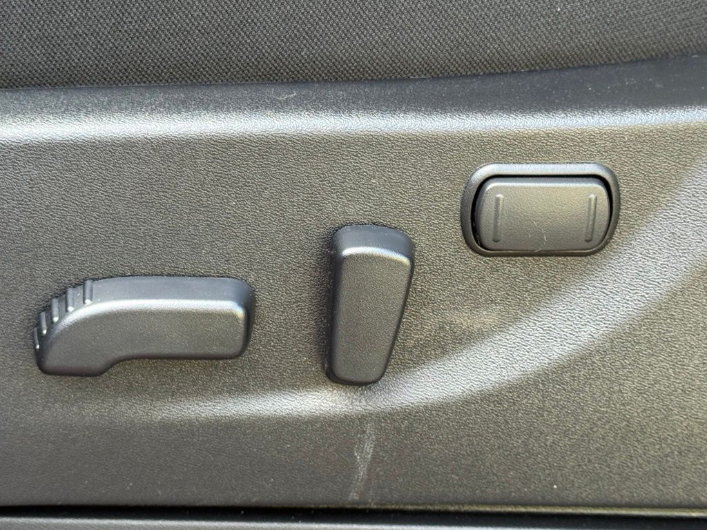New 2026 Nissan Frontier Truck