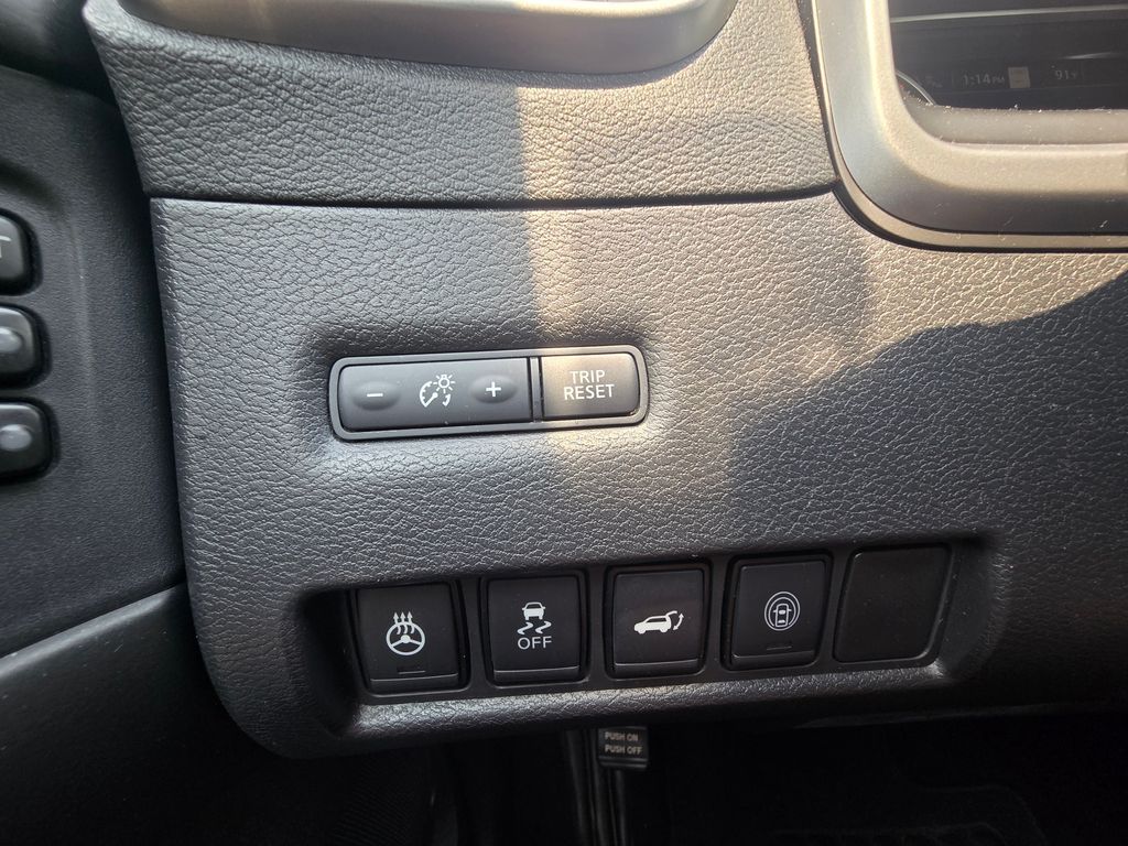 NissanMurano23