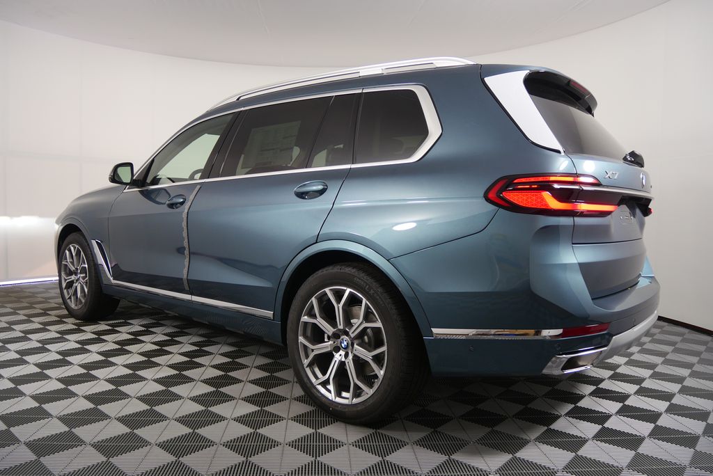 2026 BMW X7 xDrive40i 5