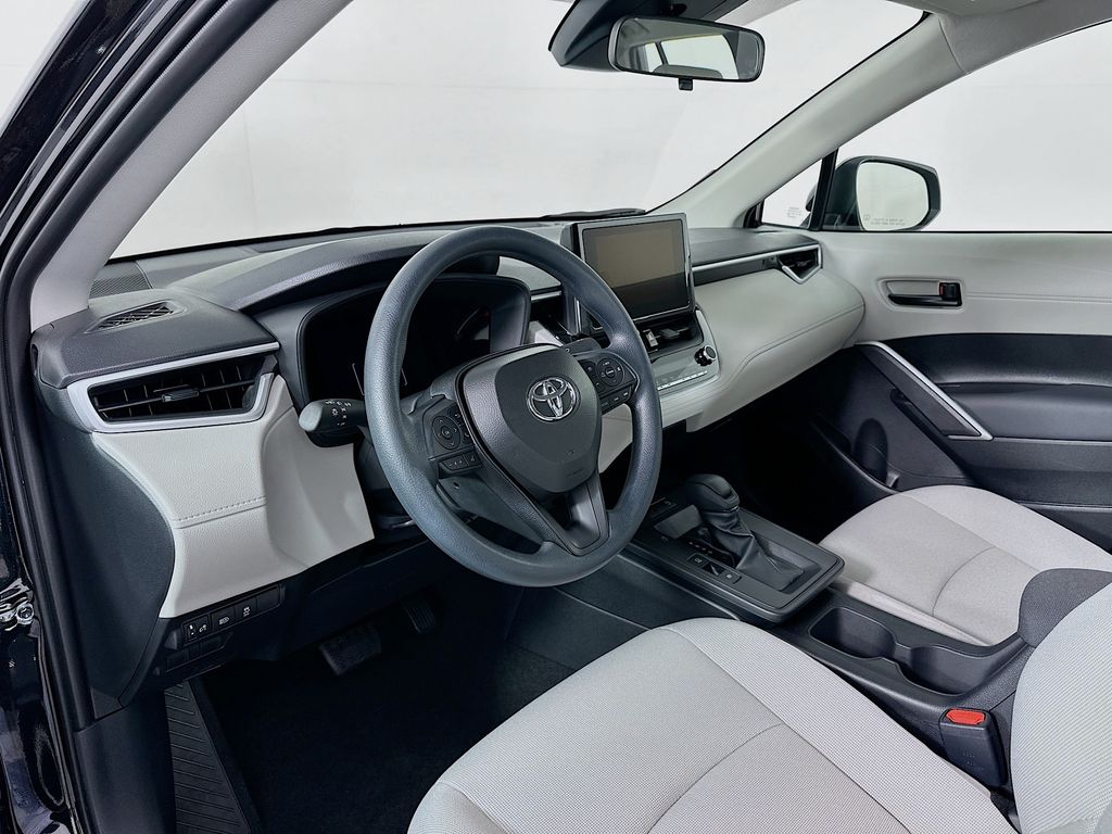 Thumbnail: 2026 Toyota Corolla Cross - 9