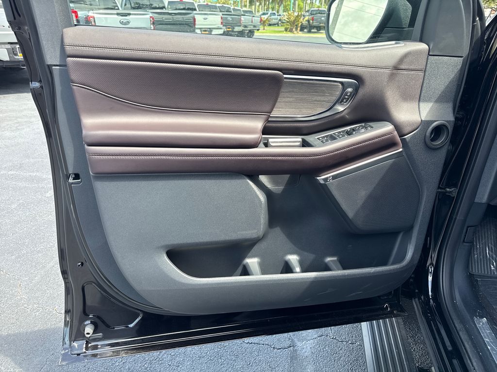 New 2026 Black Ford Platinum image 20