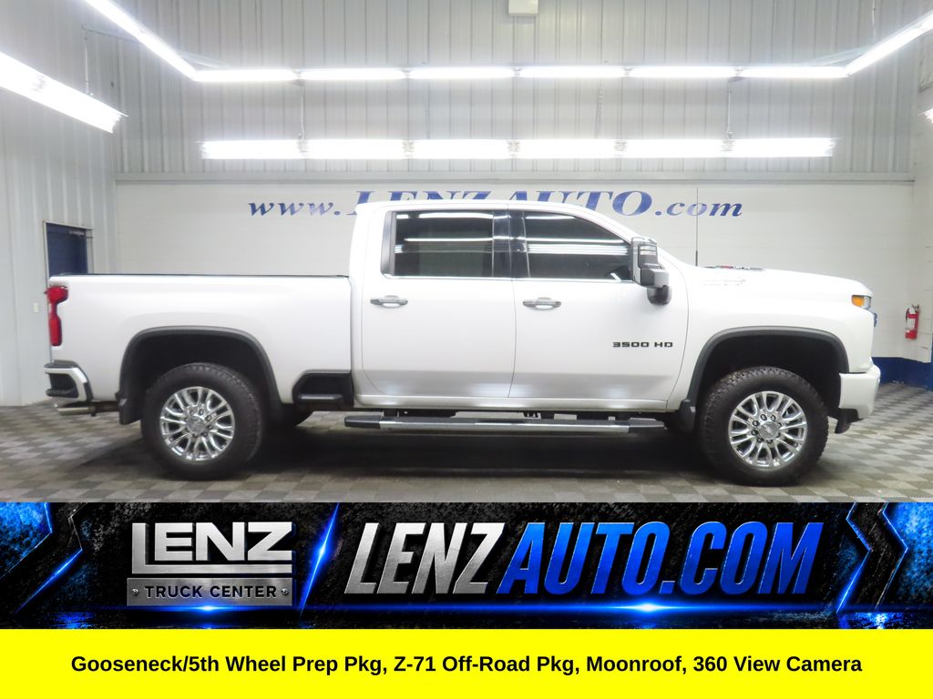 White (Iridescent Pearl Tricoat) 2020 Chevrolet Silverado 3500HD High Country Crew Cab 4WD Pickup Truck Four-Wheel Drive 6-Speed Automatic