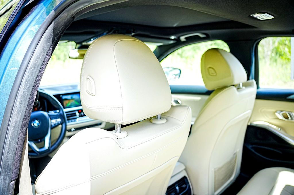 Used Car 2019 Bmw 3 Series  330i Xdrive For Sale Under $25,000 In Taylor, Texas