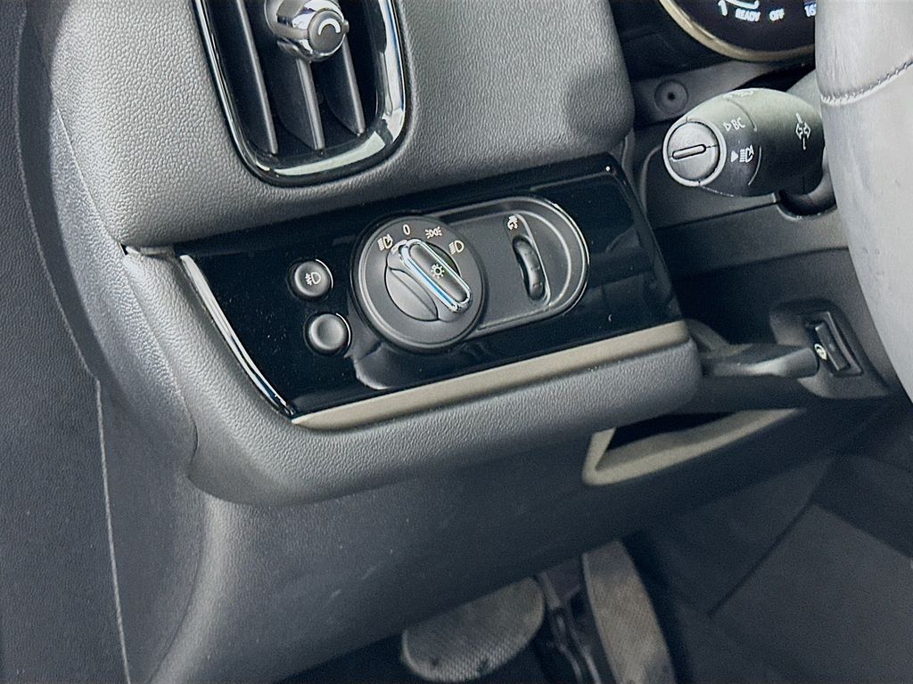 Thumbnail: 2023 MINI Cooper Countryman - 10