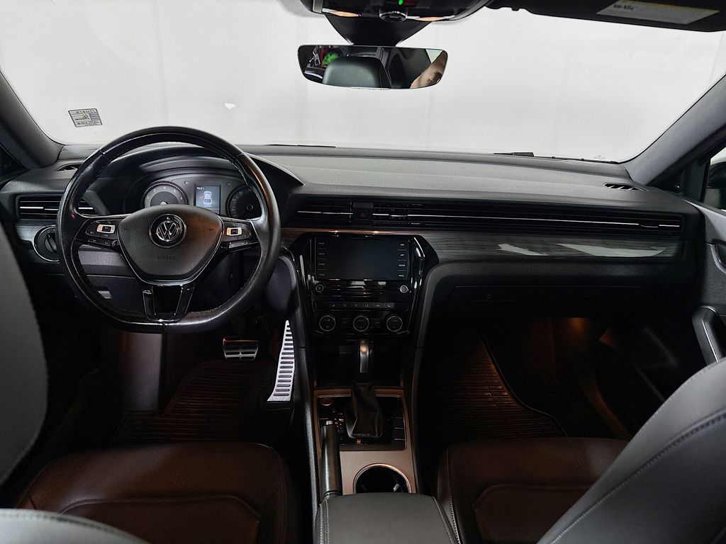 2021 Volkswagen Passat 2.0T R-Line