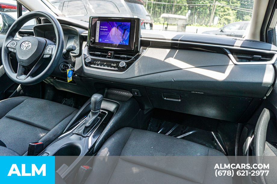 2023 Toyota Corolla LE photo 22