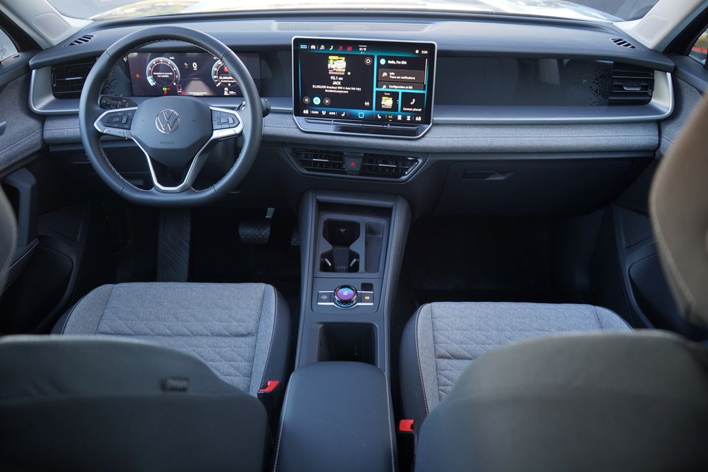 Thumbnail: 2026 Volkswagen Tiguan - 8