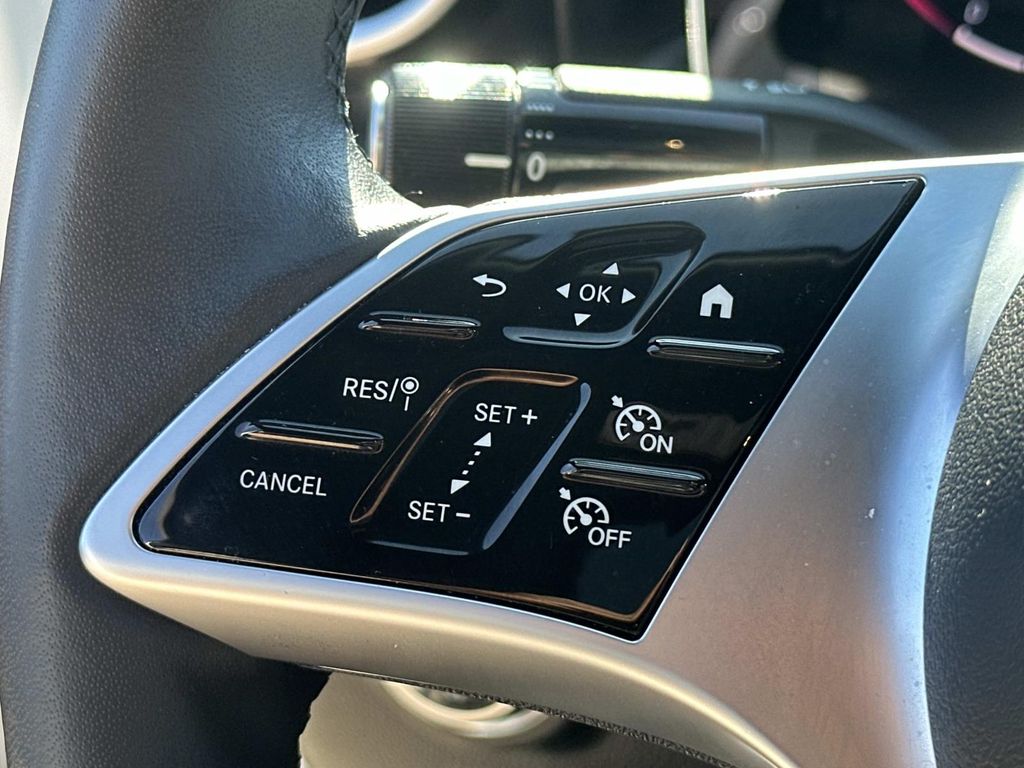 Thumbnail: 2026 Mercedes-Benz C-Class - 27