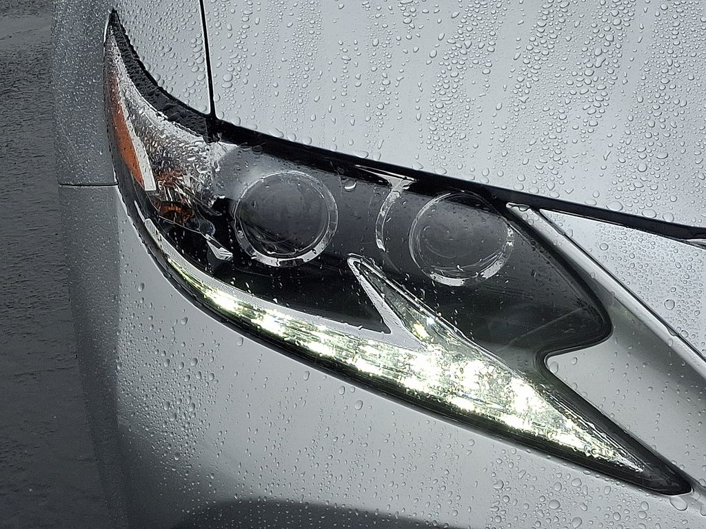 Thumbnail: 2018 Lexus ES - 9