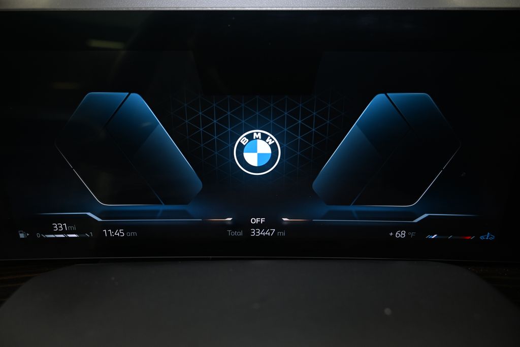 Thumbnail: 2024 BMW X7 - 27