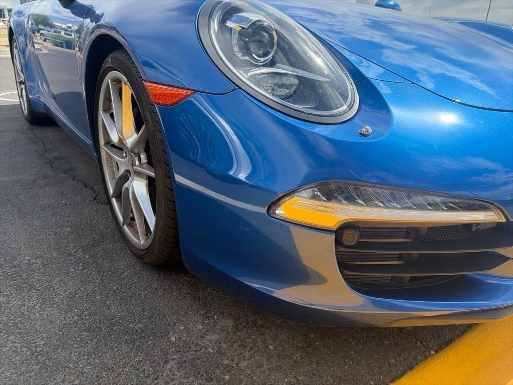 Thumbnail: 2014 Porsche 911 - 20
