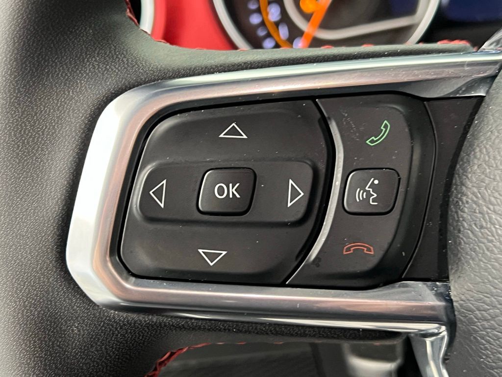 Thumbnail: 2023 Jeep Gladiator - 19