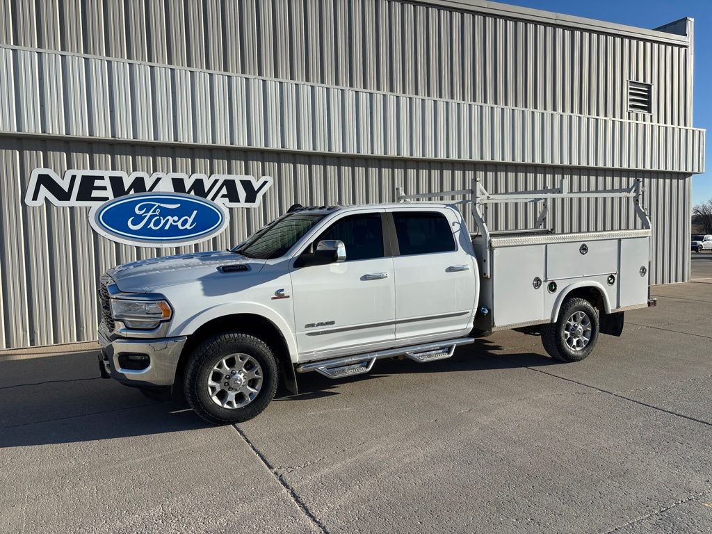 2020 RAM 3500 Chassis Limited Crew Cab 4WD