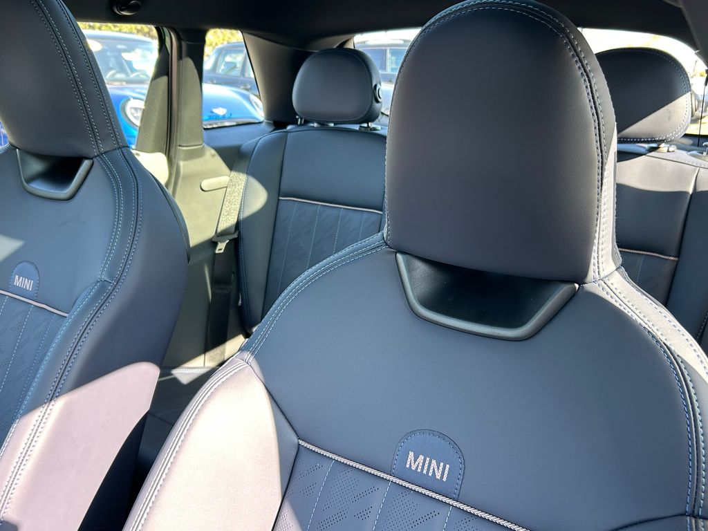 Thumbnail: 2026 MINI Cooper - 14