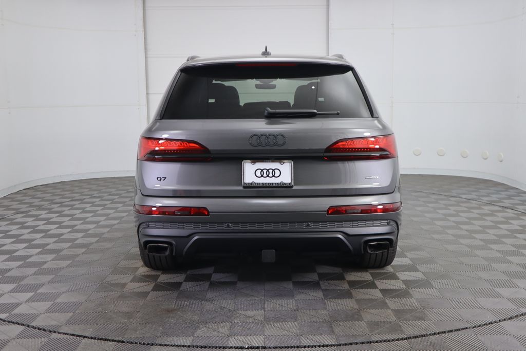 2025 Audi Q7  6