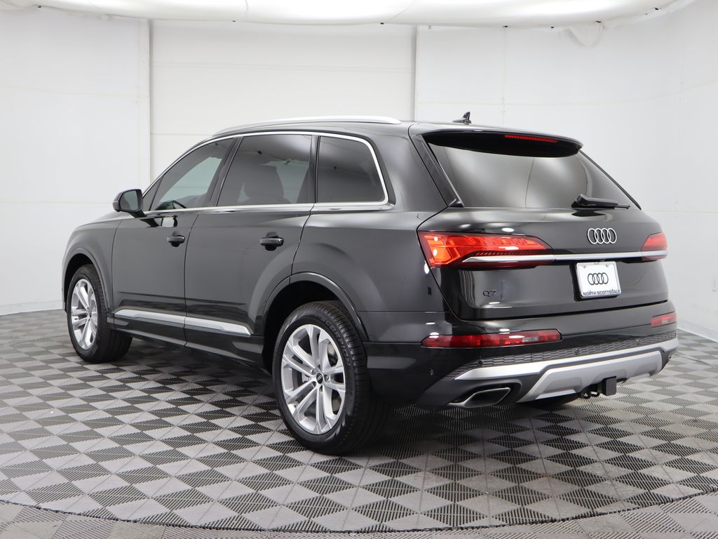 2025 Audi Q7 Premium Plus 8