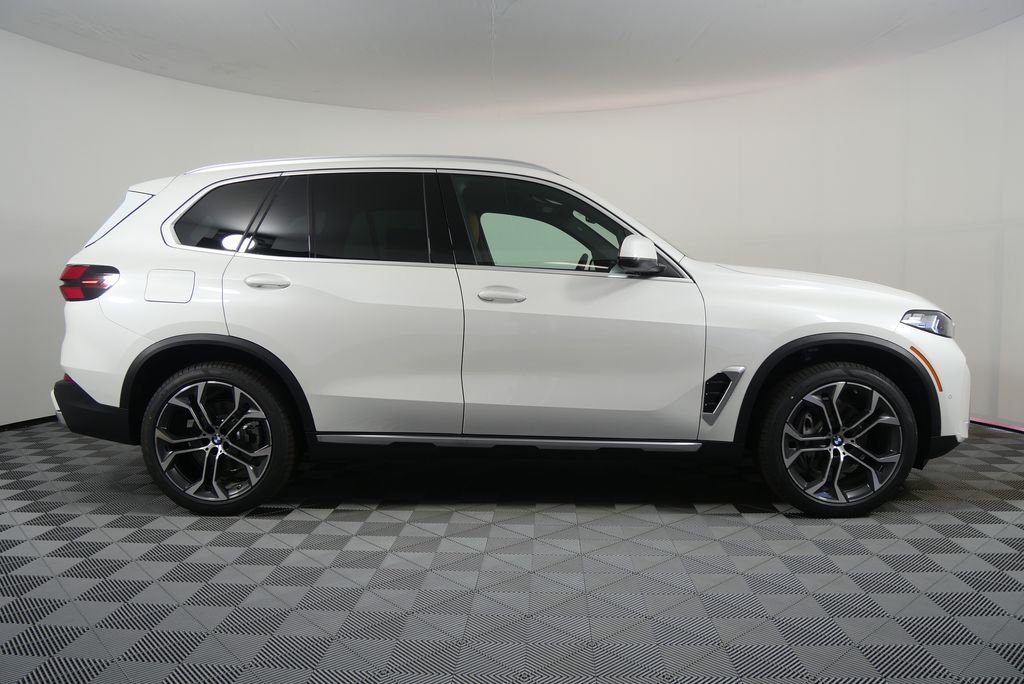 2026 BMW X5 sDrive40i 2