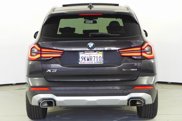 2024 BMW X3 sDrive30i 8