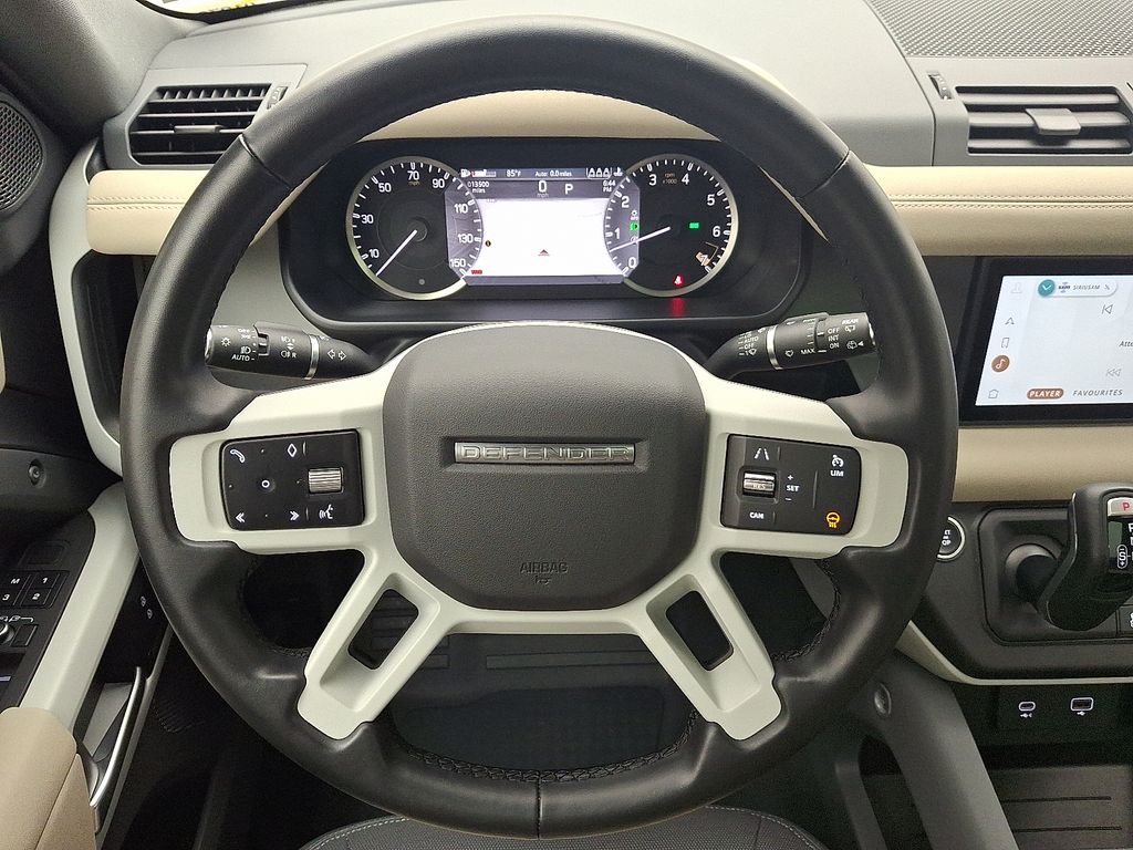 Thumbnail: 2023 Land Rover Defender - 20