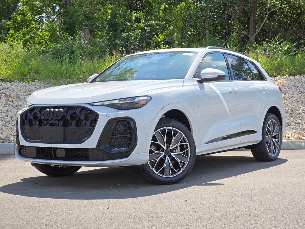 Glacier White Metallic 2026 Audi Q5 SUV / Crossover All-Wheel Drive 7-Speed Automatic