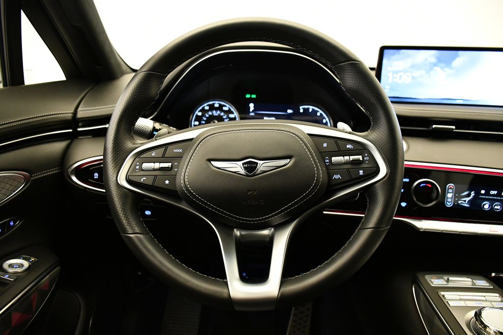 Thumbnail: 2025 Genesis GV70 - 23