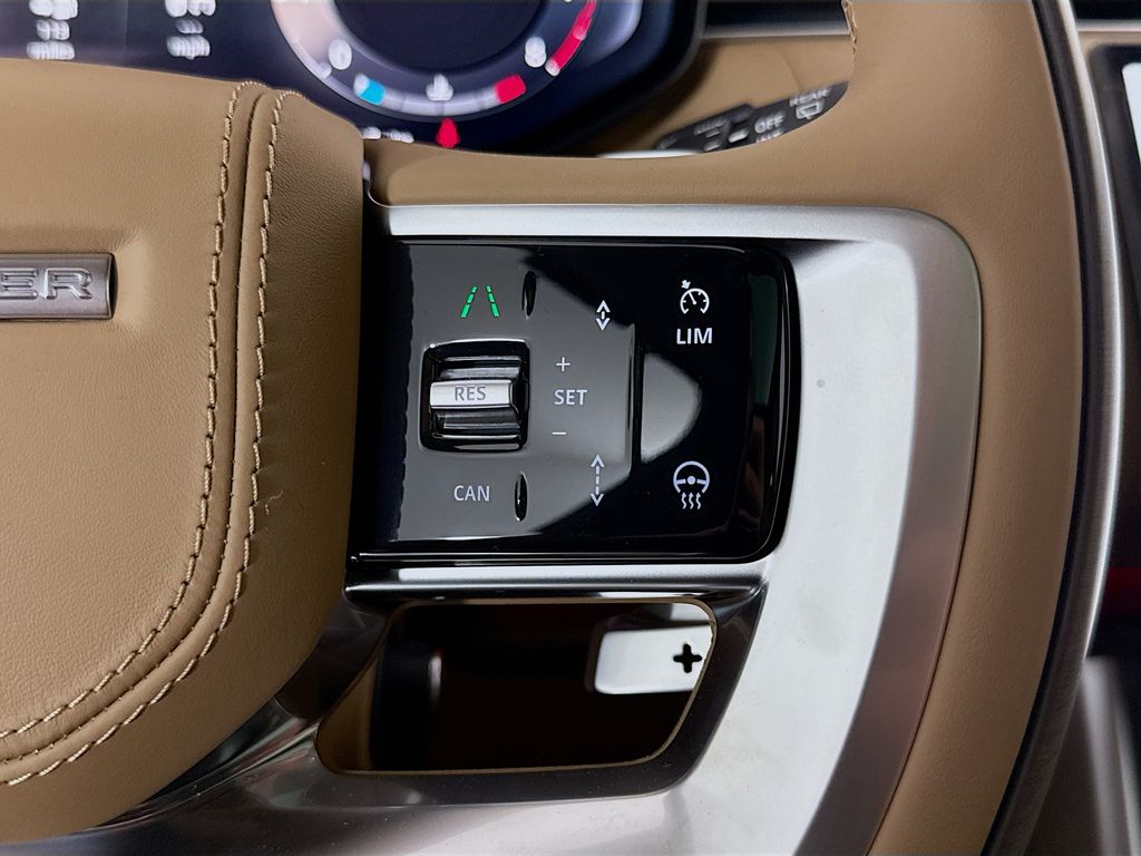Thumbnail: 2026 Land Rover Range Rover - 13