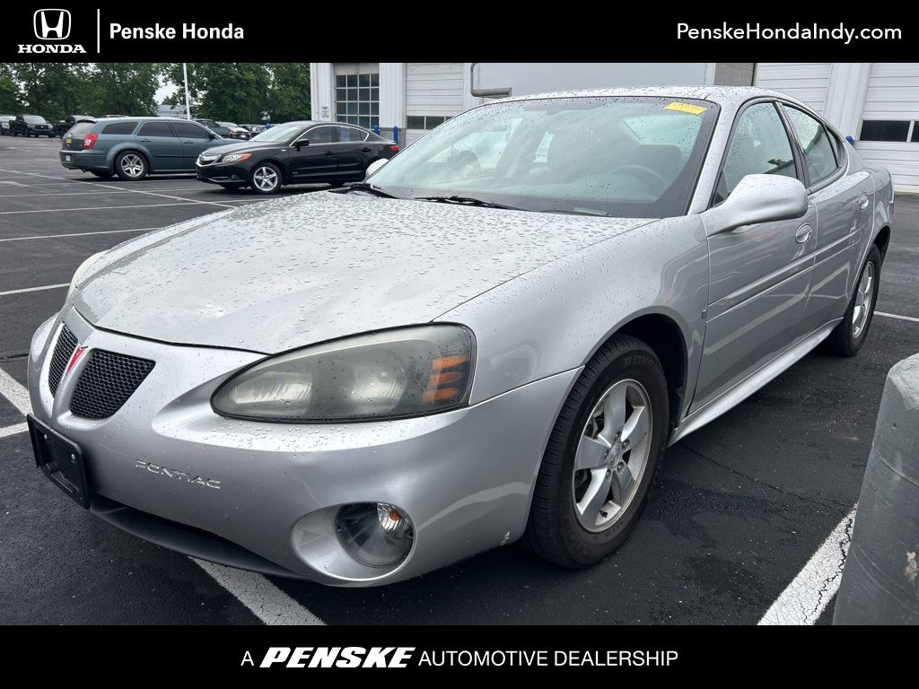 2008 Pontiac Grand Prix Base Hero Image