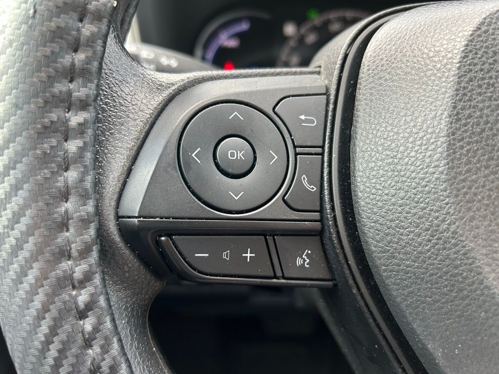 Thumbnail: 2025 Toyota RAV4 - 20