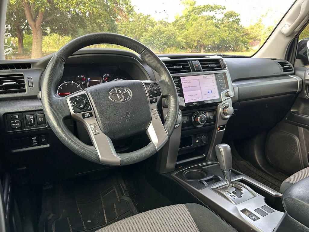2024 Toyota 4Runner SR5 12