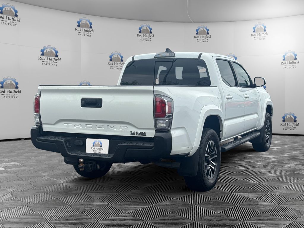 View vehicle photo 5